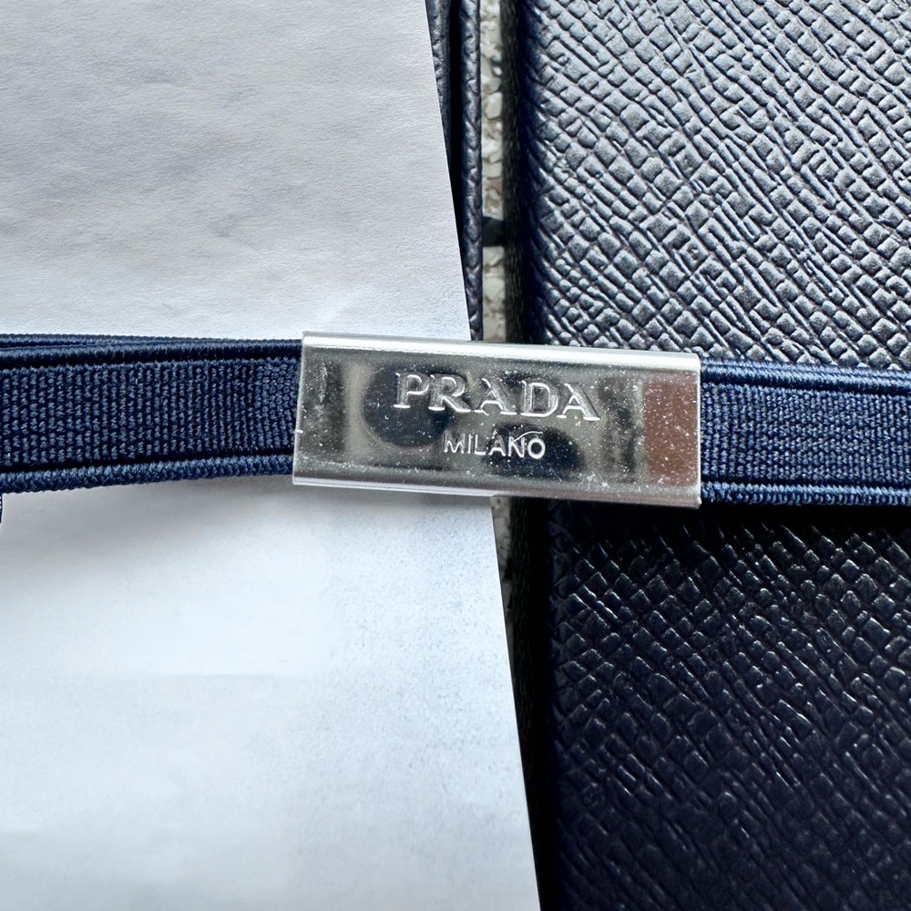 NEW PRADA BOX - Picture 3 of 4